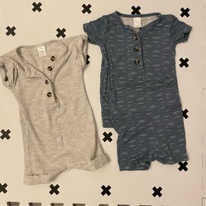 Lou Lou & Company lot / bundle of baby outfit 3 item baby size 3-6M boy …